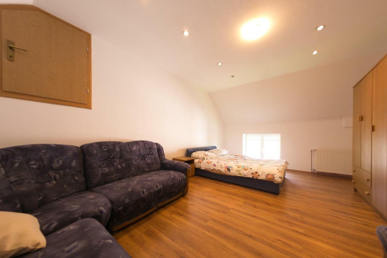 Apartmani Ruza Красно Поле Екстериор снимка